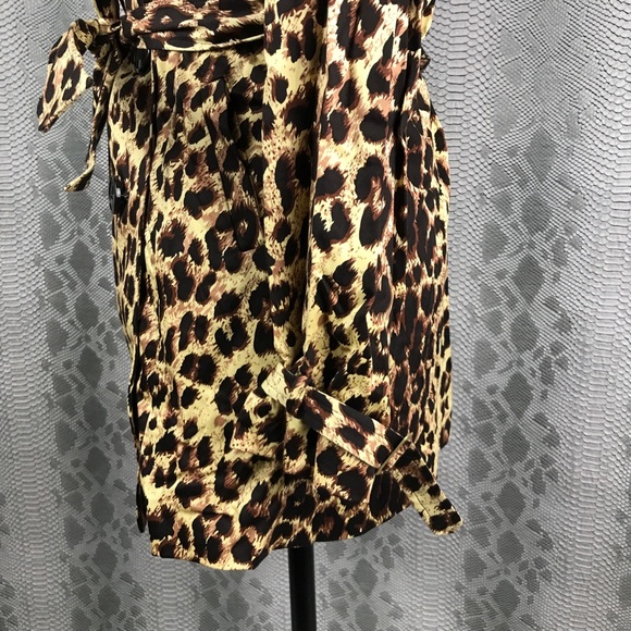 Vertigo Cheetah Leopard long trench coat - Picture 3 of 7